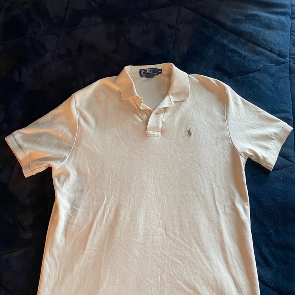 Polo short neck collar